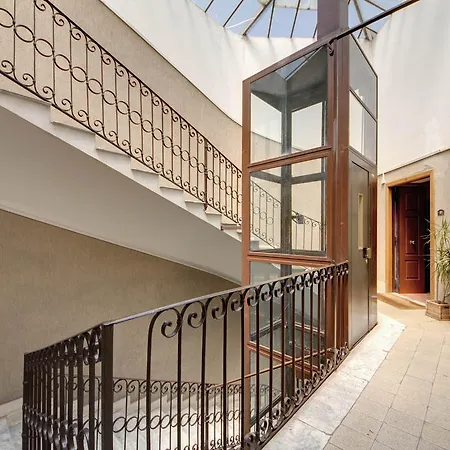 Sanniti Apartment